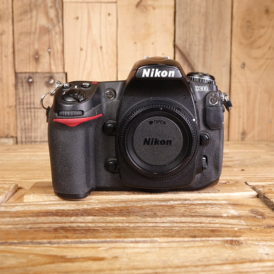 Used Nikon D300 Digital SLR Camera Body