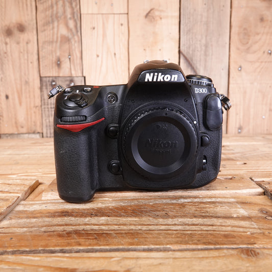 Used Nikon D300 Digital SLR Camera Body