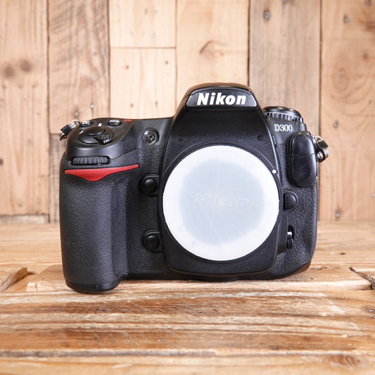 Used Nikon D300 Digital SLR Camera Body