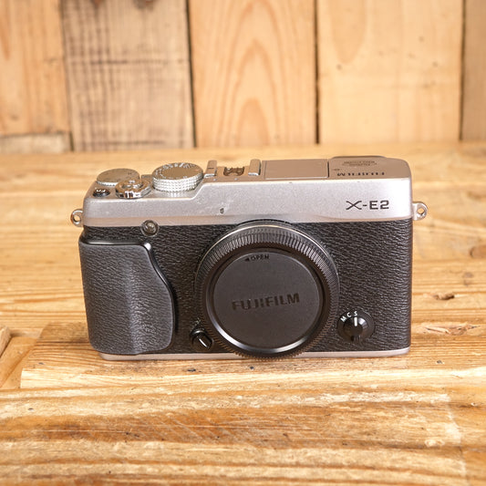 Used Fujifilm X-E2 Silver  Camera Body