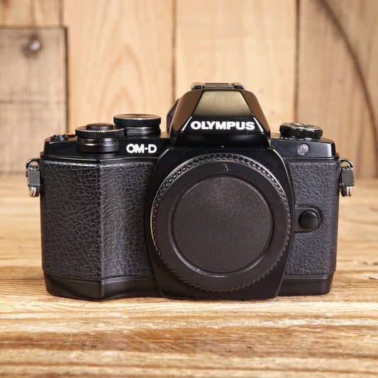 Used Olympus OM-D E-M10 Camera Body