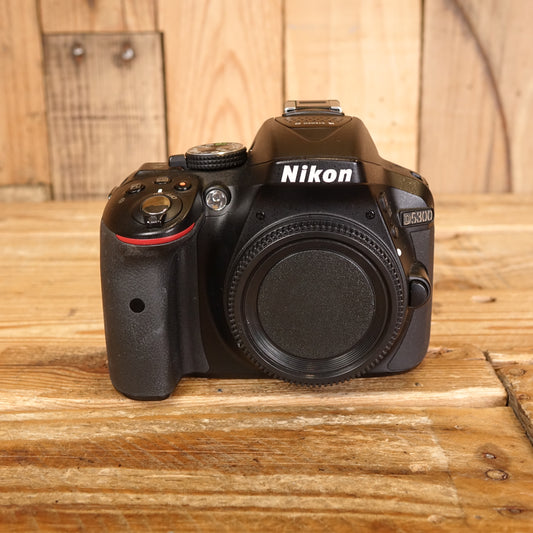 Used Nikon D5300 Camera Body