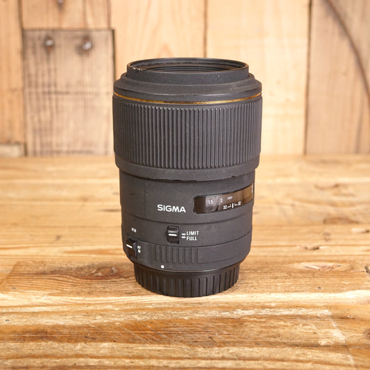 Used Sigma AF 105mm F2.8 DG Macro Lens - Canon Fit