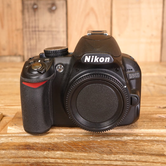 Used Nikon D3100 Digital SLR Camera Body