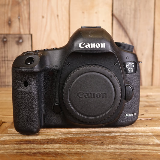 Used Canon EOS 5D Mark III Digital SLR Camera Body
