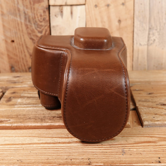 Used Megagear Brown Leather Case for Canon 200D with 18-55mm Lens