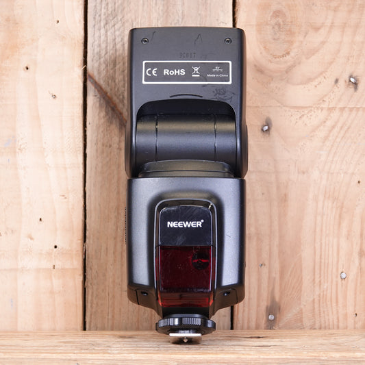 Used Neewer TT560 Speedlite Universal Flashgun