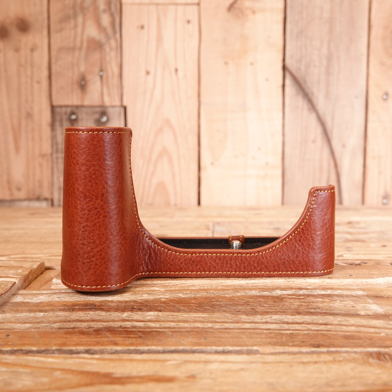 Used TP Leather Half Case for Leica SL2