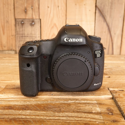Used Canon EOS 5D Mark III Digital SLR Camera Body