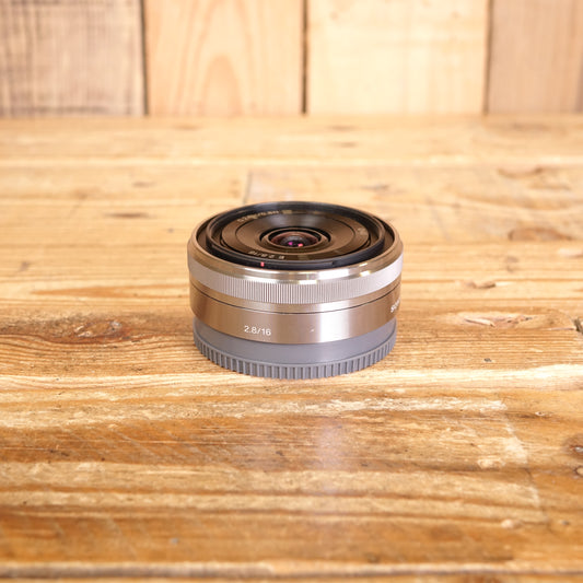 Used Sony E 16mm F2.8 Silver Pancake Lens