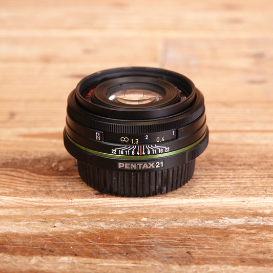 Used Pentax AF 21mm F3.2 LIMITED SMC DA AL Pancake Lens