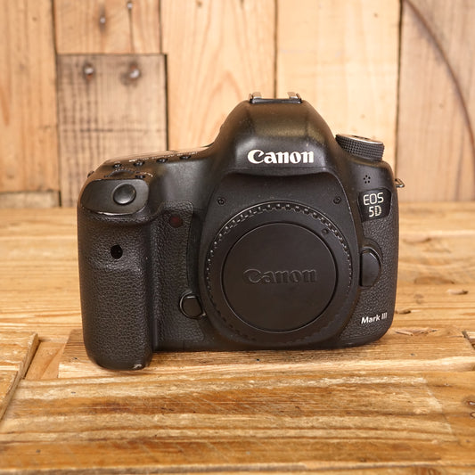 Used Canon EOS 5D Mark III Digital SLR Camera Body