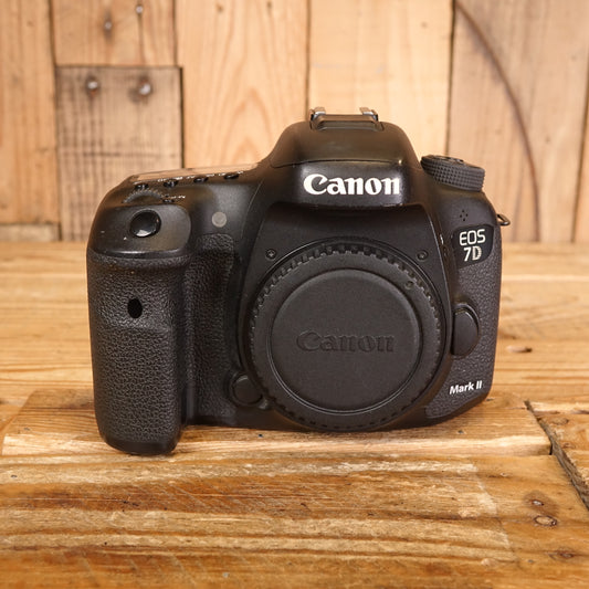 Used Canon EOS 7D Mark II Digital SLR Camera Body