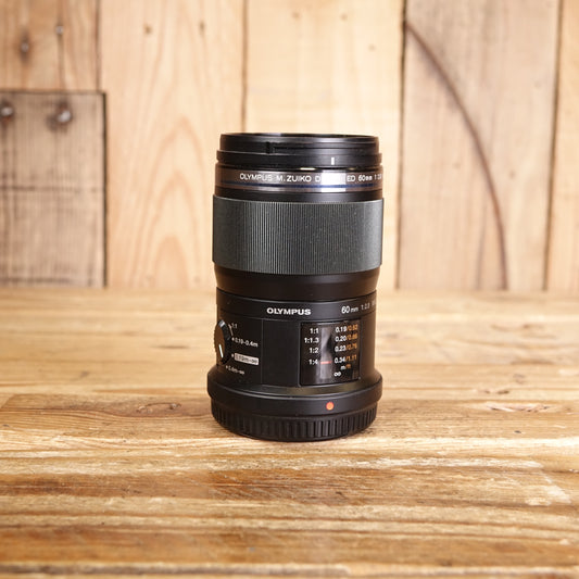 Used Olympus AF M.Zuiko 60mm F2.8 Macro Lens Micro Four Thirds