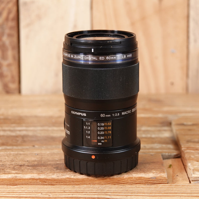 Used Olympus AF M.Zuiko 60mm F2.8 Macro Lens Micro Four Thirds