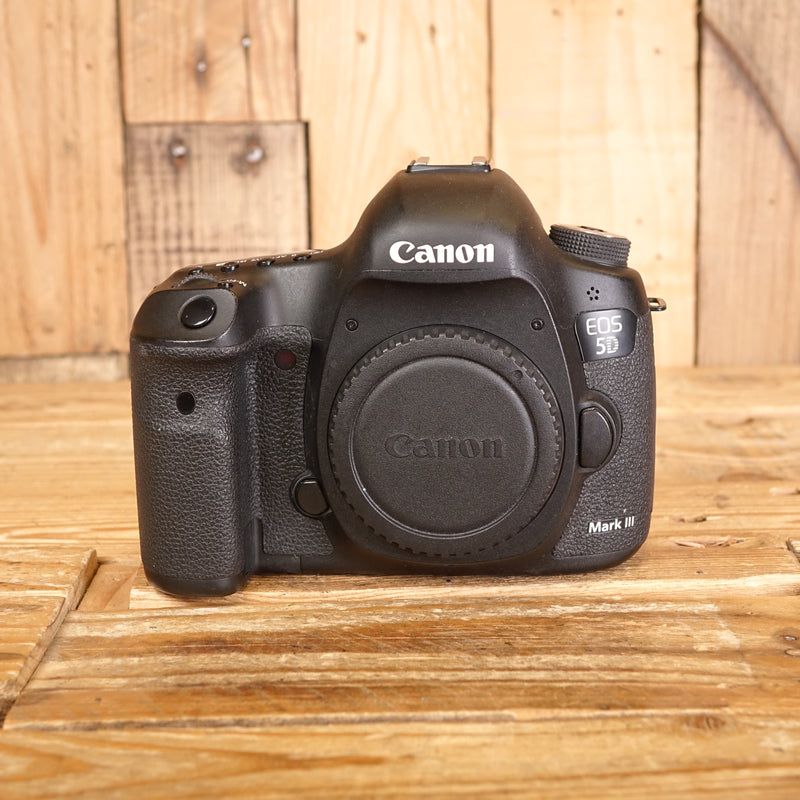 Used Canon EOS 5D Mark III Digital SLR Camera Body