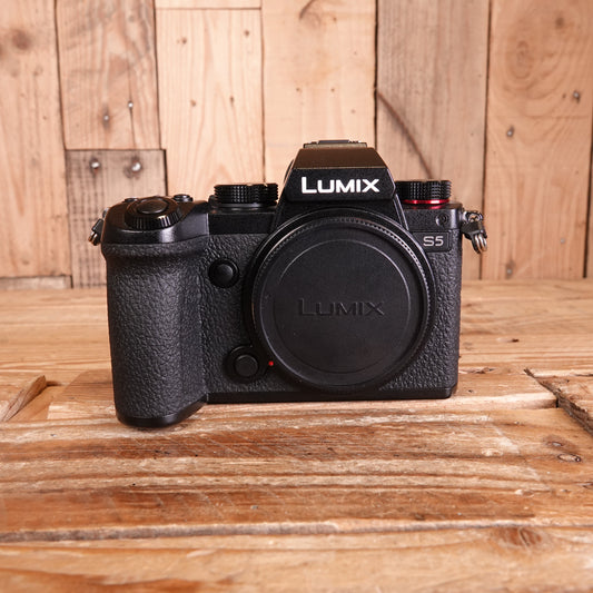 Used Panasonic Lumix S5 Black Digital Camera Body