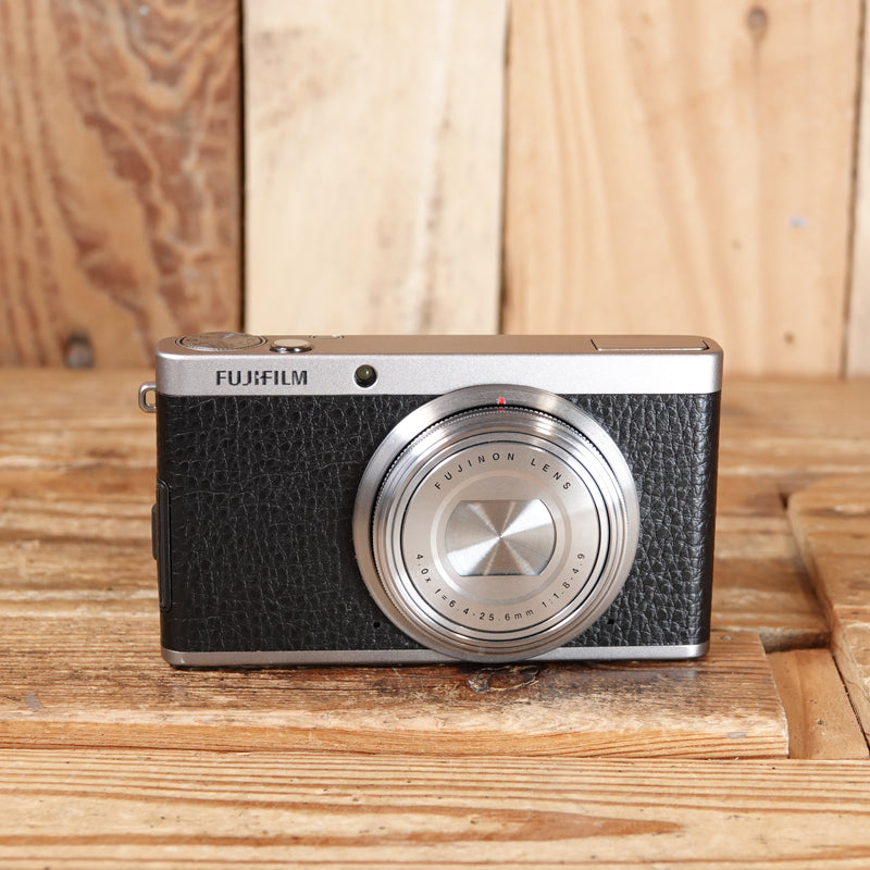 Used Fujifilm XF1 Camera