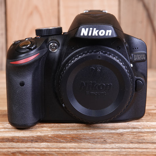Used Nikon D3200 DSLR Camera Body