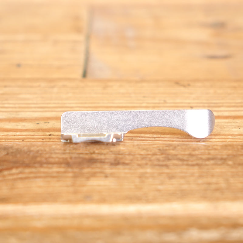 Used Metal Hot Shoe Cover Thumb Grip for X100F X100T X70 X-E3 X-A1 X-A2 X-A3 X-A5 X-M1 XA3 XE3 Silver