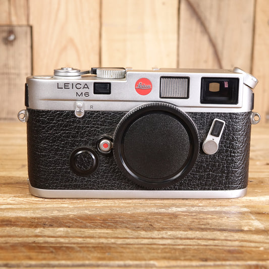 Used Leica M6 Silver .72 Rangefinder Camera Body 10414