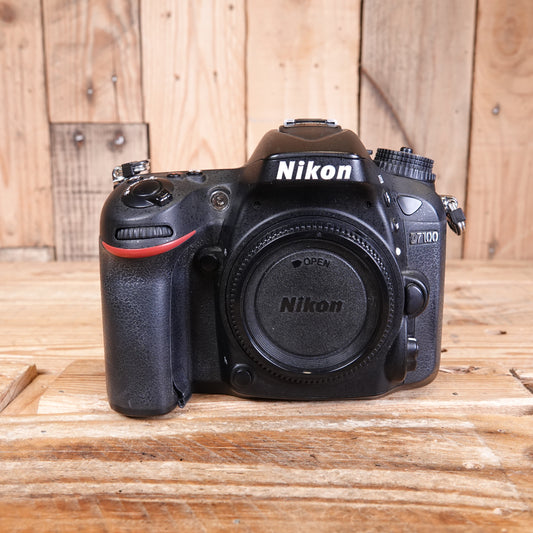 Used Nikon D7100 DSLR Camera Body
