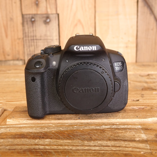 Used Canon EOS 700D DSLR Camera Body