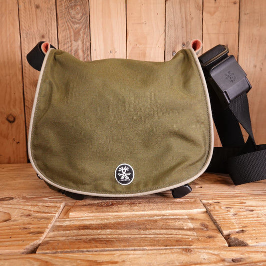 Used Crumpler Bunny Man Shoulder Bag - Green