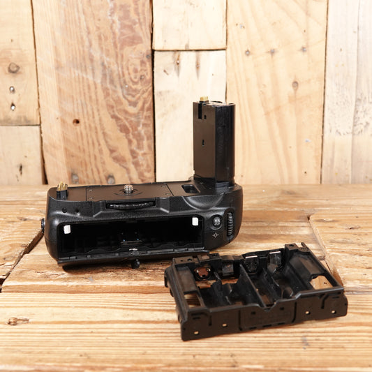 Used Nikon MB-D100 Battery Grip for D100