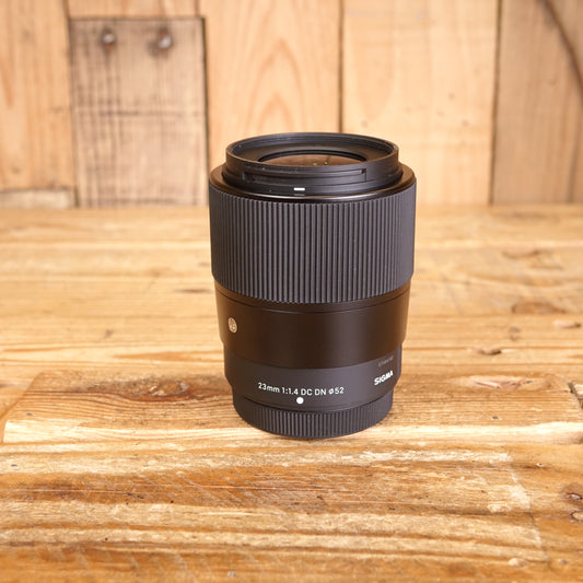 Used Sigma 23mm DC DN F1.4 Lens - Fujifilm X Mount