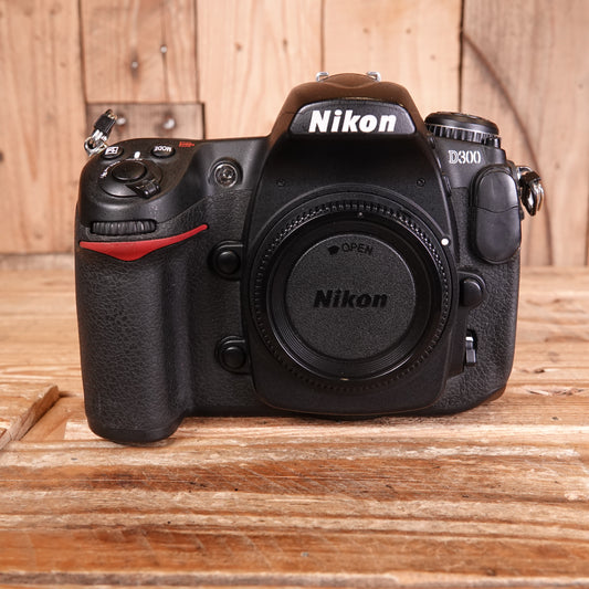 Used Nikon D300 Digital SLR Camera Body