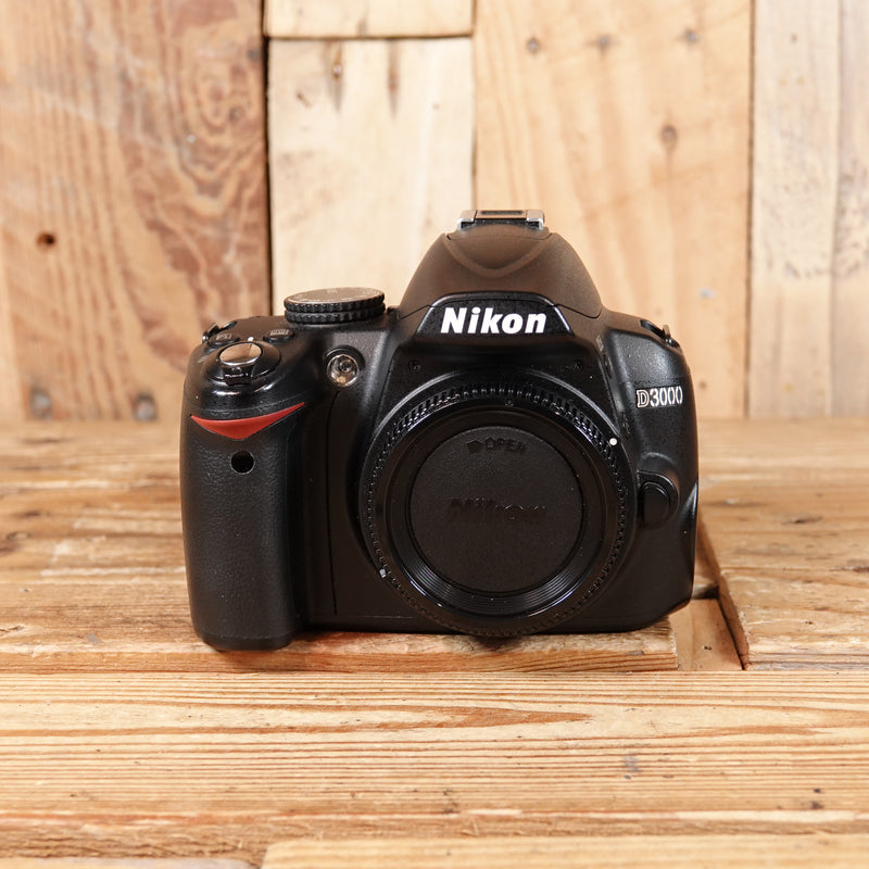 Used Nikon D3000 DSLR Camera Body