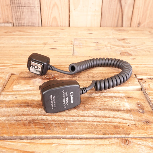 Used Canon OC-E3 Off Camera Shoe Cord
