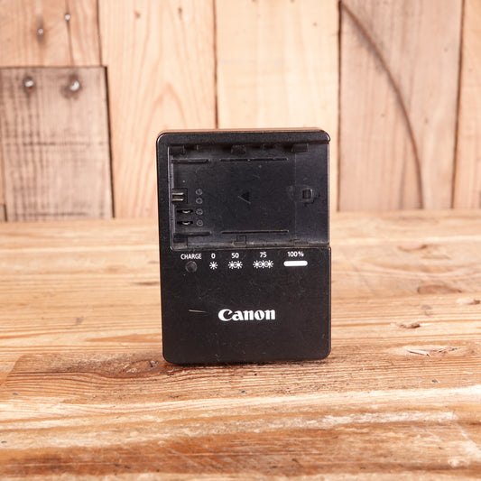 Used Canon LC-E6 US 2-Pin Charger (Designed for American Market)