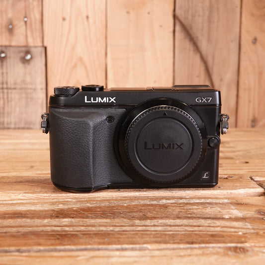 Used Panasonic Lumix DMC-GX7 Black Camera Body