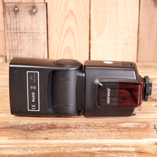 Used Neewer TT560 Speedlite Universal Flashgun