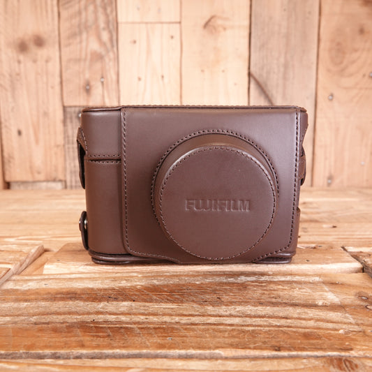 Used Fujifilm X100 Brown Leather case LC-X100 with strap