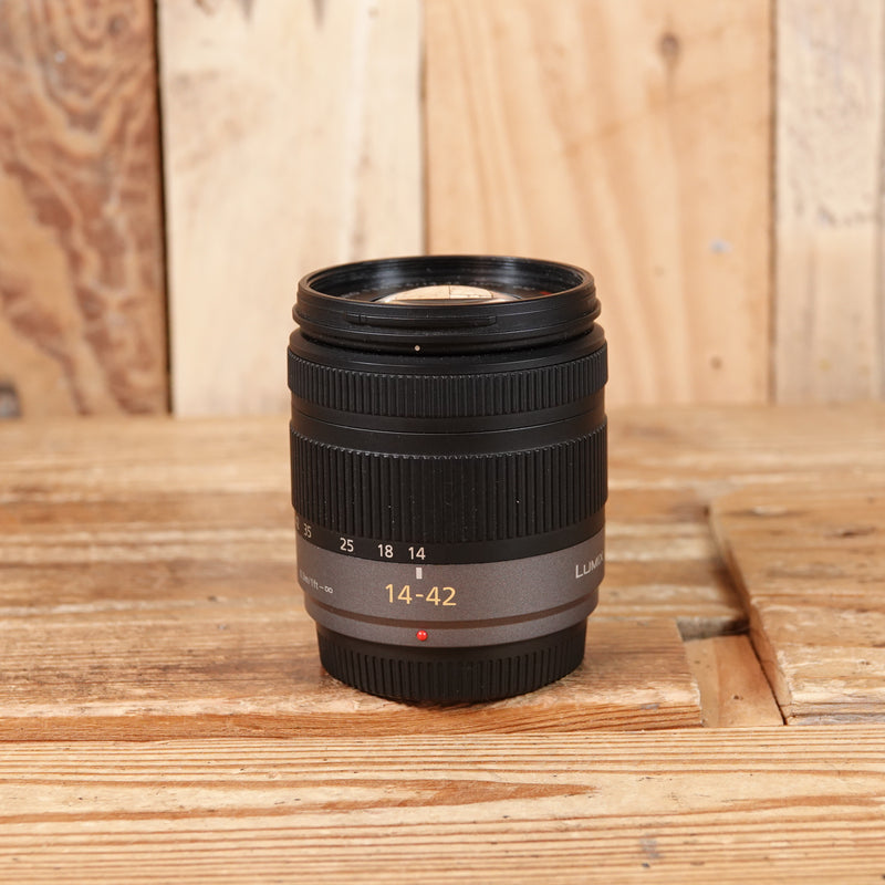 Used Panasonic AF 14-42mm F3.5-5.6 Mega OIS Lens
