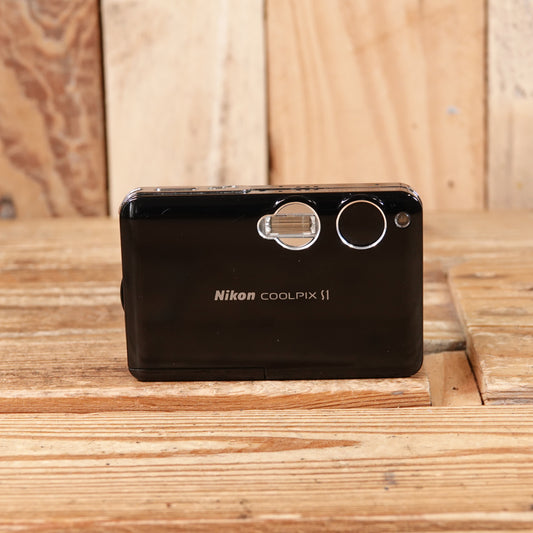 Used Nikon Coolpix S1  Compact Camera