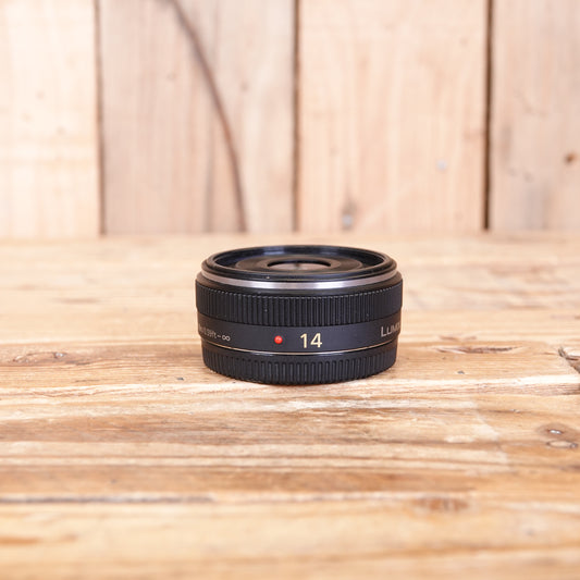 Used Panasonic Lumix 14mm F2.5 G Lens