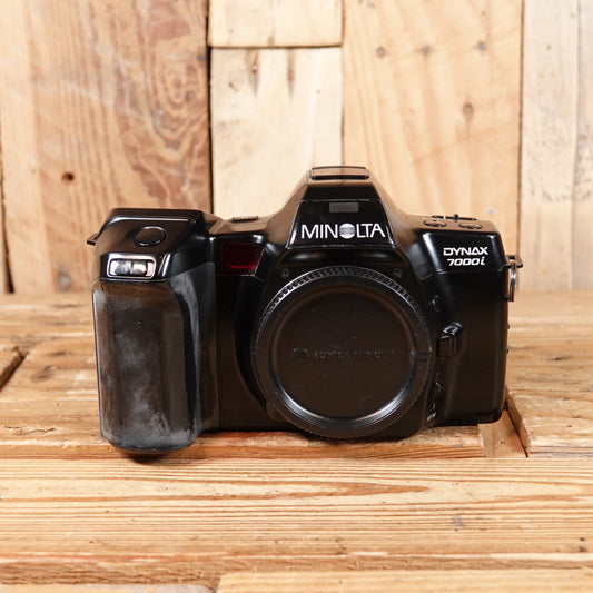 Used Minolta Dynax 7000i Camera