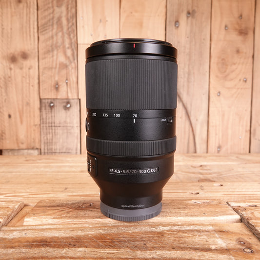 Used Sony FE 70-300mm F4.5-5.6 G OSS Lens