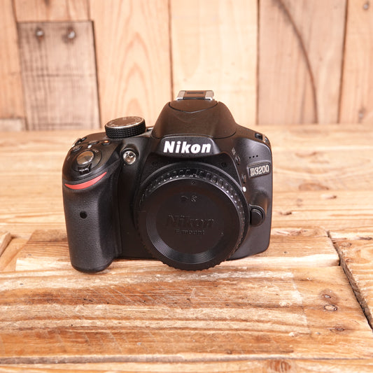Used Nikon D3200 DSLR Camera Body