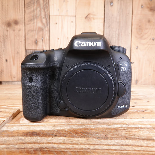 Used Canon EOS 7D Mark II Digital SLR Camera Body