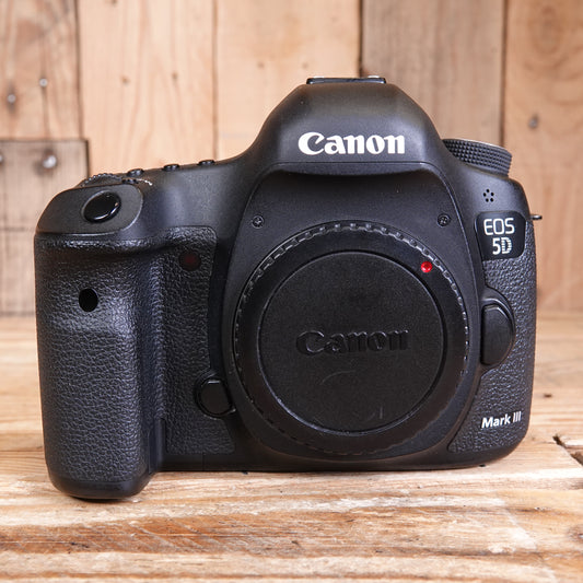 Used Canon EOS 5D Mark III Digital SLR Camera Body