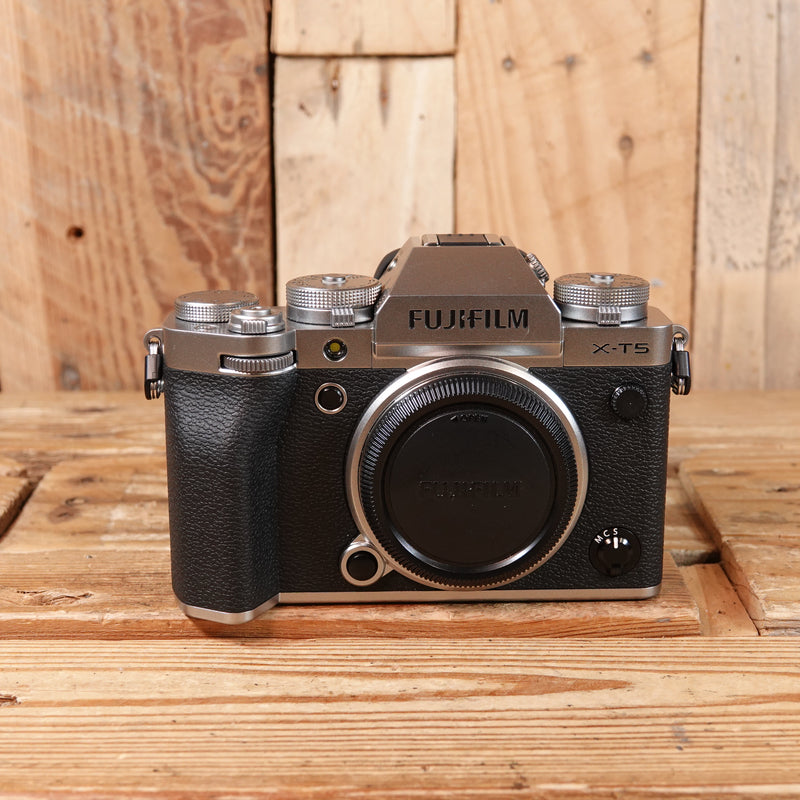 Used Fujifilm X-T5 Camera Body - Silver