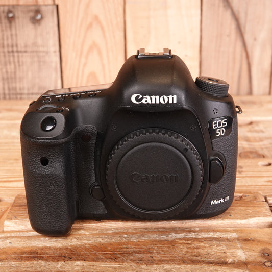 Used Canon EOS 5D Mark III Digital SLR Camera Body