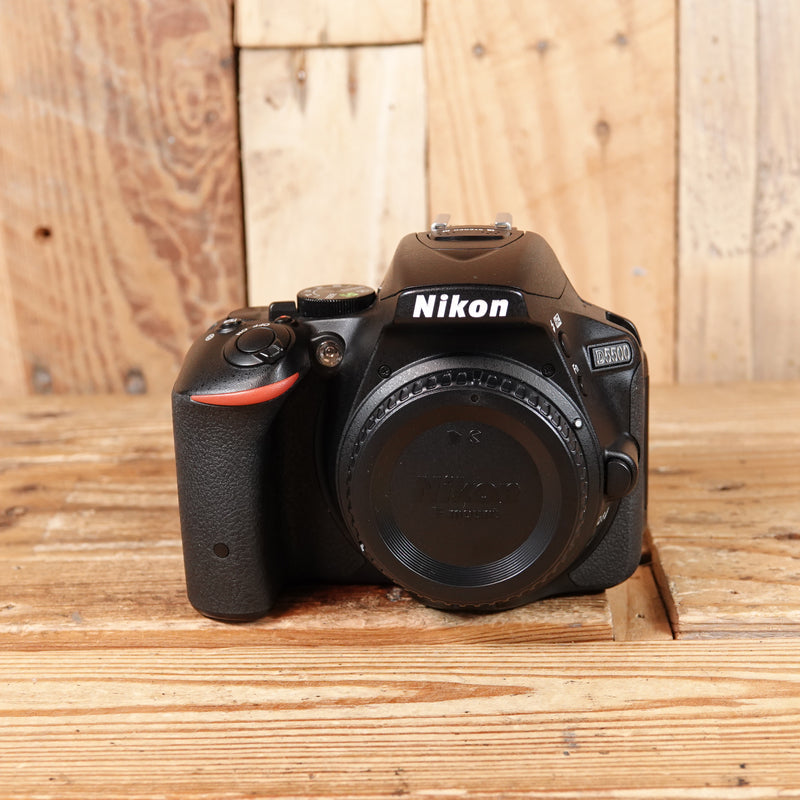 Used Nikon D5500 D-SLR Camera Body