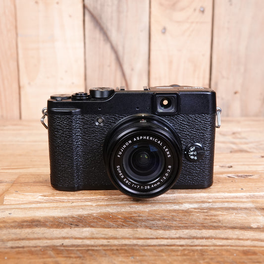 Used Fujifilm X10 Camera