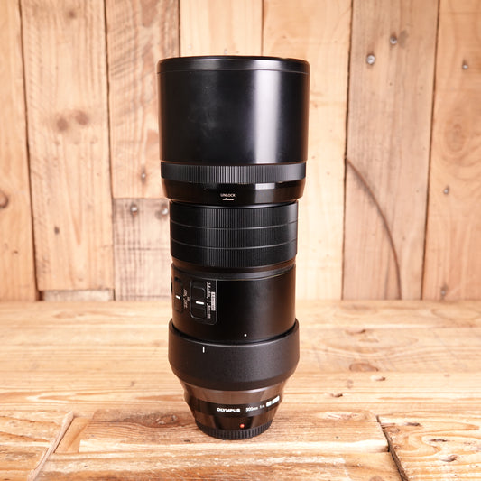 Used Olympus M.Zuiko 300mm F4 ED IS Pro Lens